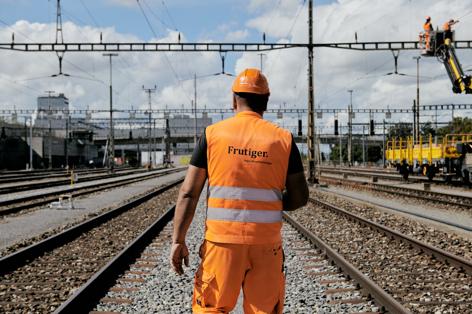 Sicherheitswärter (SiWä) / Sicherheitschef (SC) – Frutiger AG Bahn-Dienstleistungen